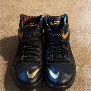 9/10 lebron “watch the throne”